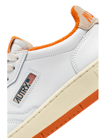 AUTRY Baskets MEDALIST LOW Blanc / Orange