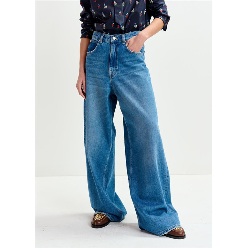 ESSENTIEL ANTWERP Jean ILL