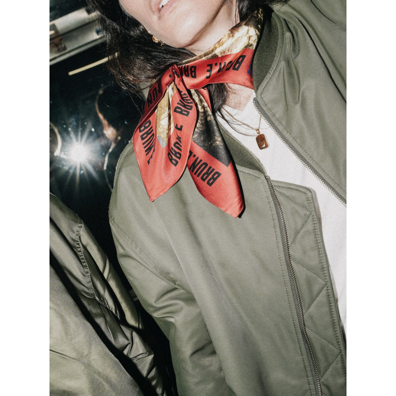 LES PETITS FOULARDS carré BRUN.E