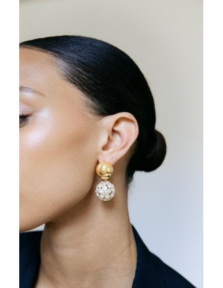 PEARL OCTOPUSSY bo CRYSTAL SPHERE STUDS