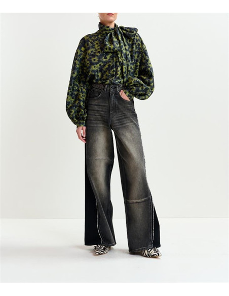 ESSENTIEL ANTWERP Jean INDUSTRIOU