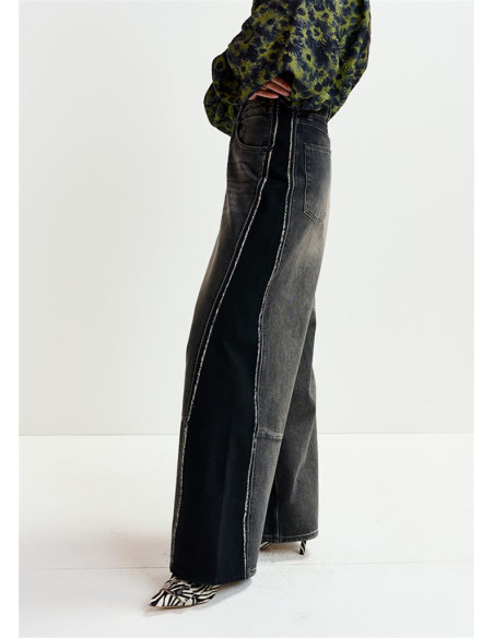 ESSENTIEL ANTWERP Jean INDUSTRIOU