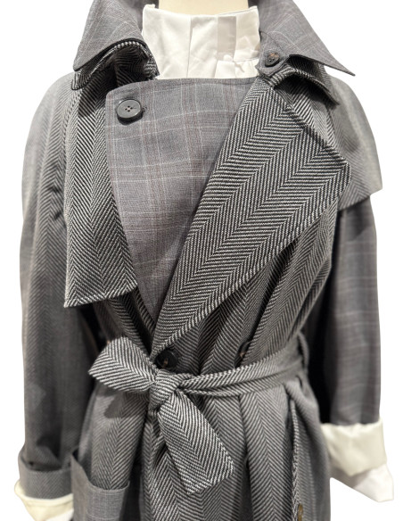 PHISIQUE DU ROLE Trench Carbone