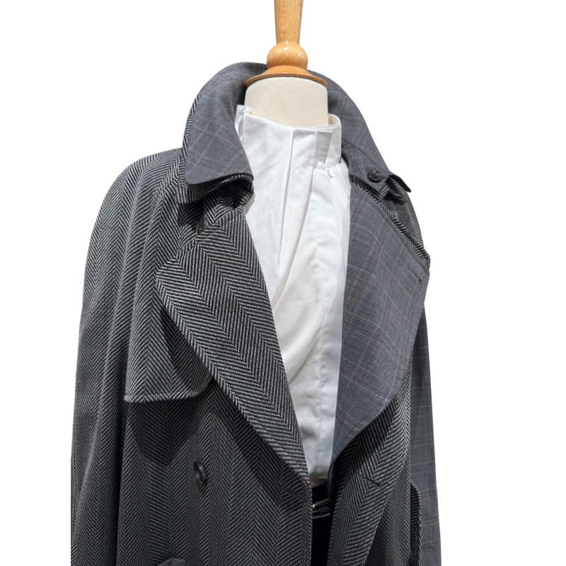 PHISIQUE DU ROLE Trench Carbone