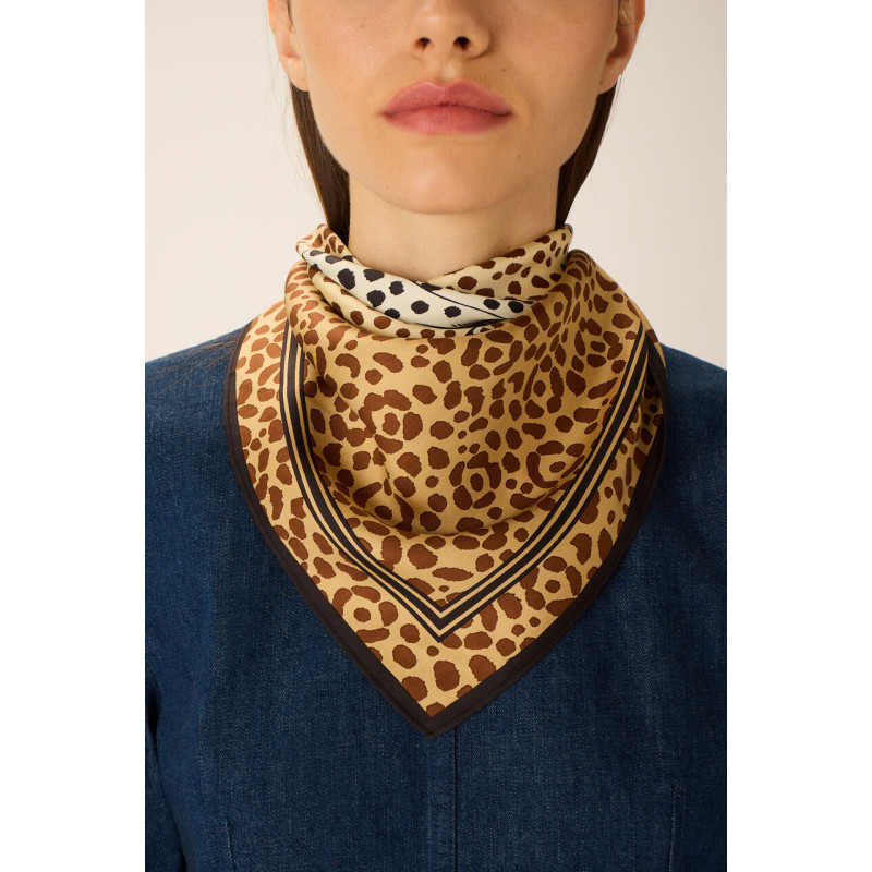 INOUÏ EDITIONS Carré FELIS Beige