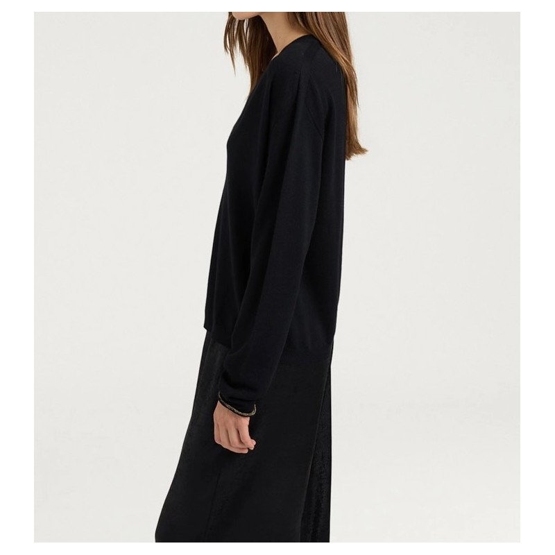 MOMONI pull ASTRID