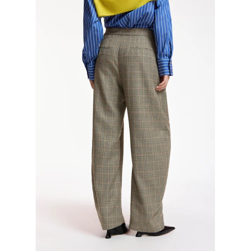 ESSENTIEL ANTWERP Pantalon KAROL1